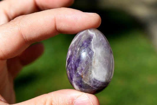 Chevron Amethyst Egg