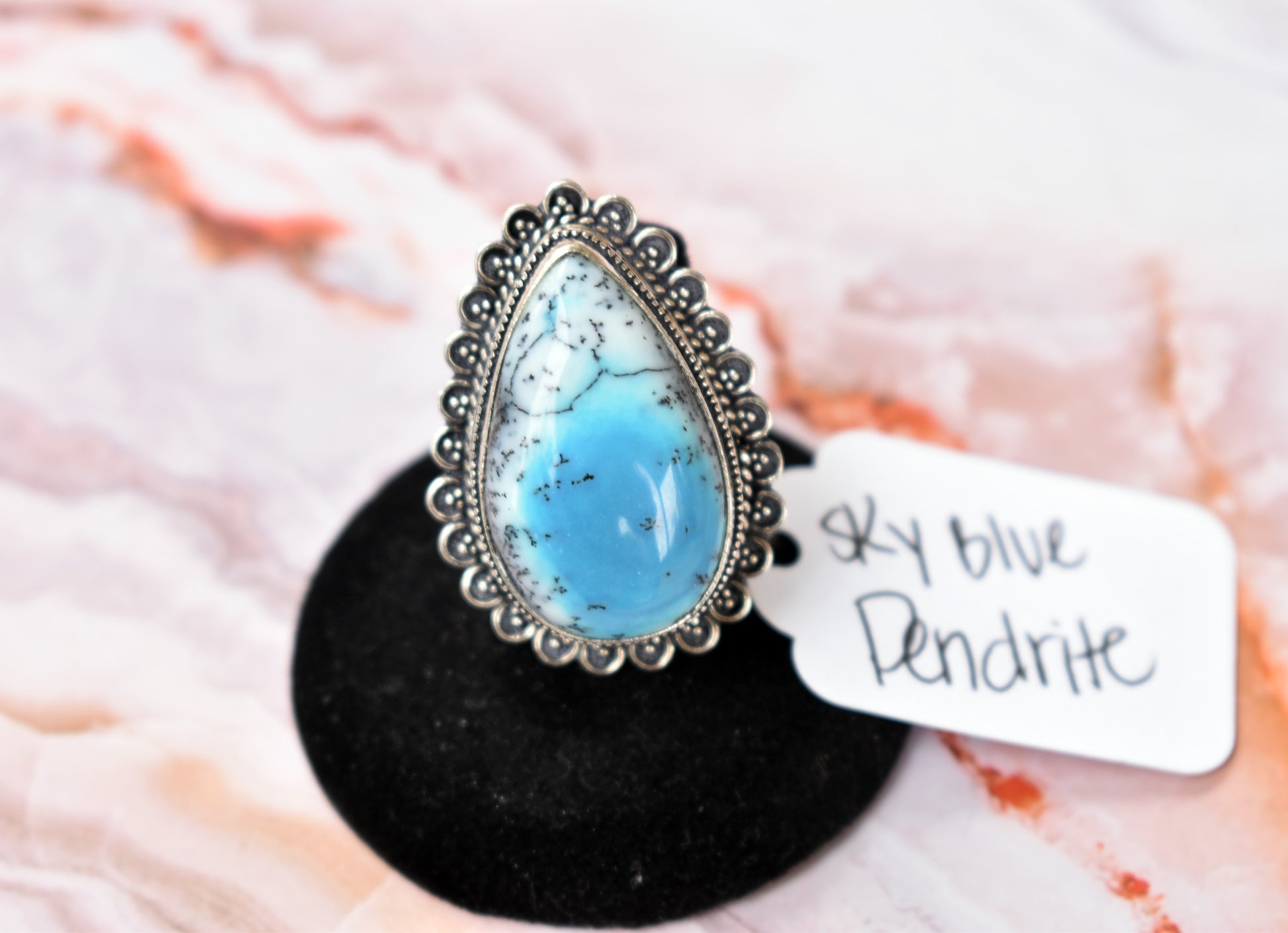 Blue store dendritic agate