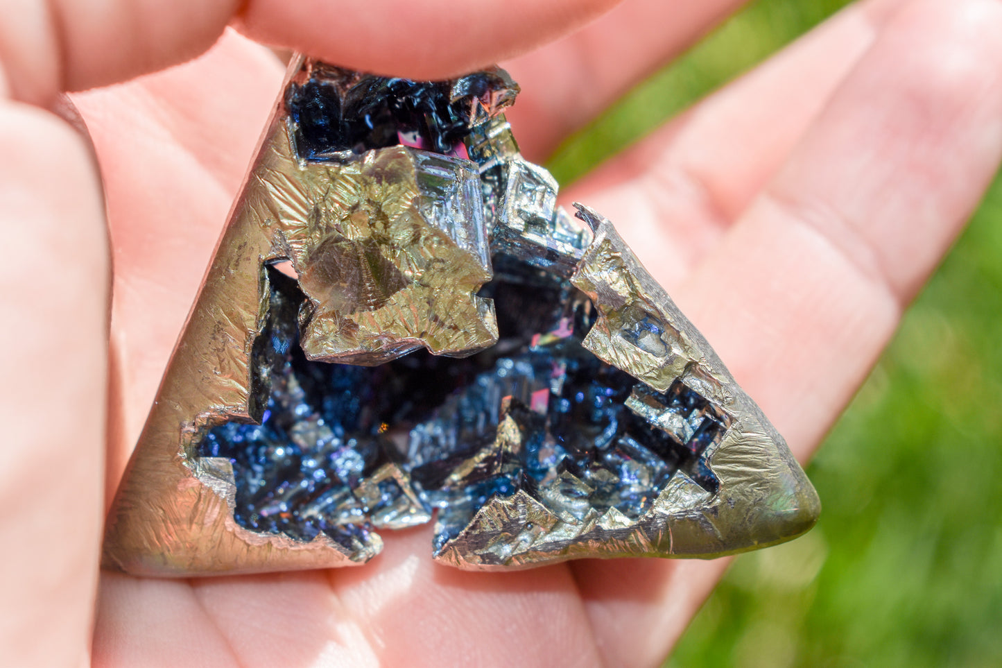 Tetrahedron Bismuth Geode